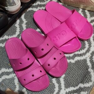 CROCS Fuchsia Slide Sandals Bundle W10